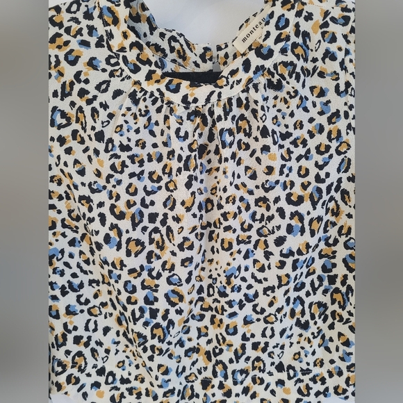 Colorful Cheetah Print Crop Blouse - Picture 3 of 5